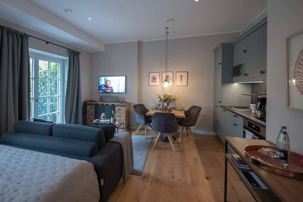 Ganze Wohnung, Luxuriöse Ferienwohnung Attena im  Karl-Georgs-Forst; Hunde willkommen in Friedeburg, Landkreis Wittmund