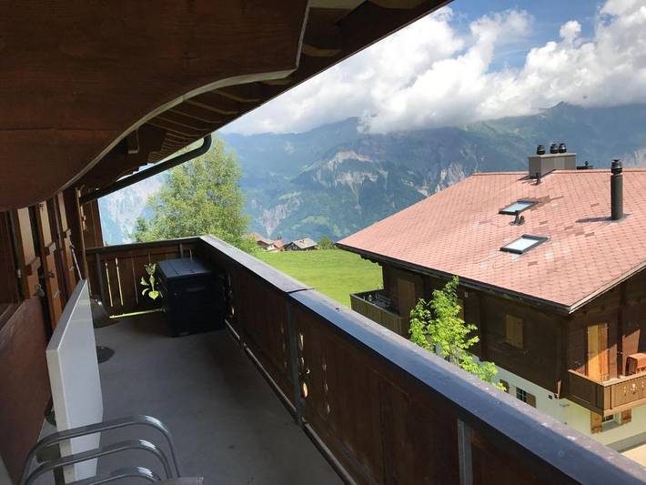 Gîte pour 4 personnes, avec vue et balcon dans Axalp - 3