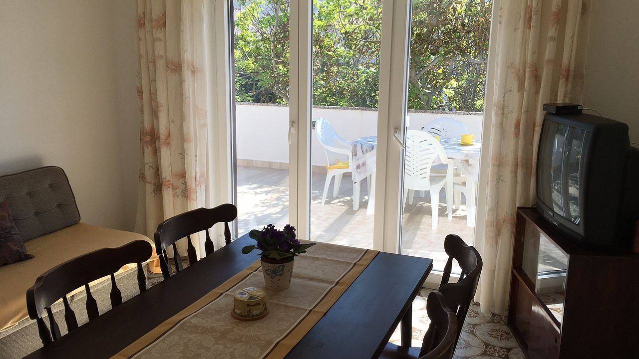 Ganze Ferienwohnung, Ferienwohnung für 8 Personen (84 m²) in Vlašići in Vlasici, Pag
