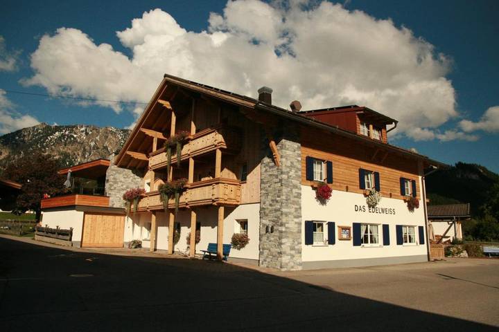 Ferienhaus für 2 Personen, mit Garten und Ausblick, mit Haustier in Grän - 2