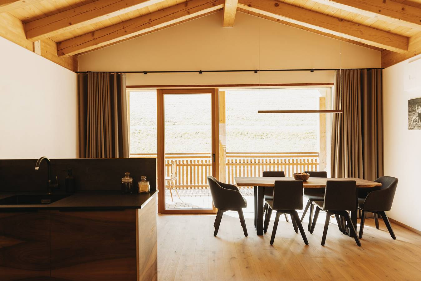 Entire apartment, Lagar holiday flat 'Struzer Michele' with private loggia and mountain view in St. Martin in Passeier, Passeiertal