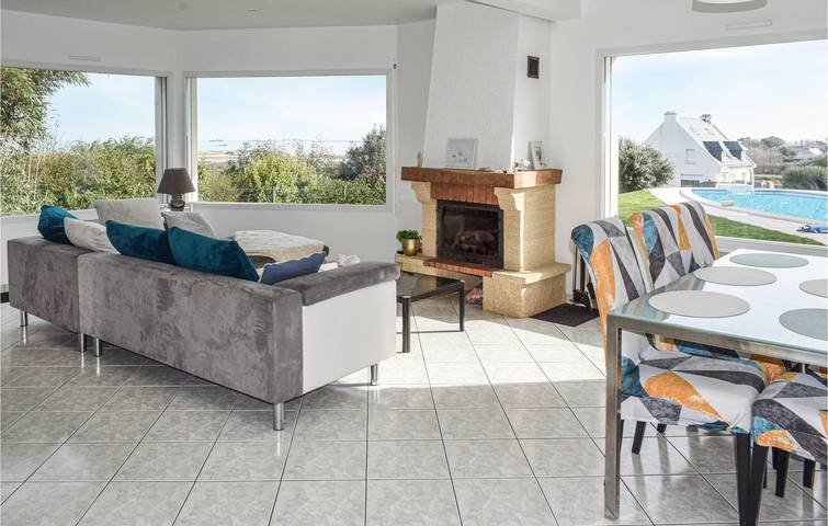 Location de vacances pour 6 personnes, avec terrasse ainsi que jardin et piscine dans L Armor - 2