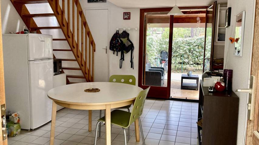 Appartement de vacances entier, Maison 6 personnes au cœur de la forêt à Maubuisson in Carcans, Région de Lesparre-Médoc