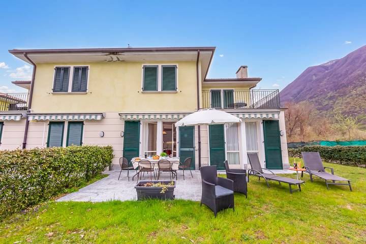 Gîte pour 8 personnes, avec terrasse et vue sur le lac, animaux acceptés dans Porlezza - 2