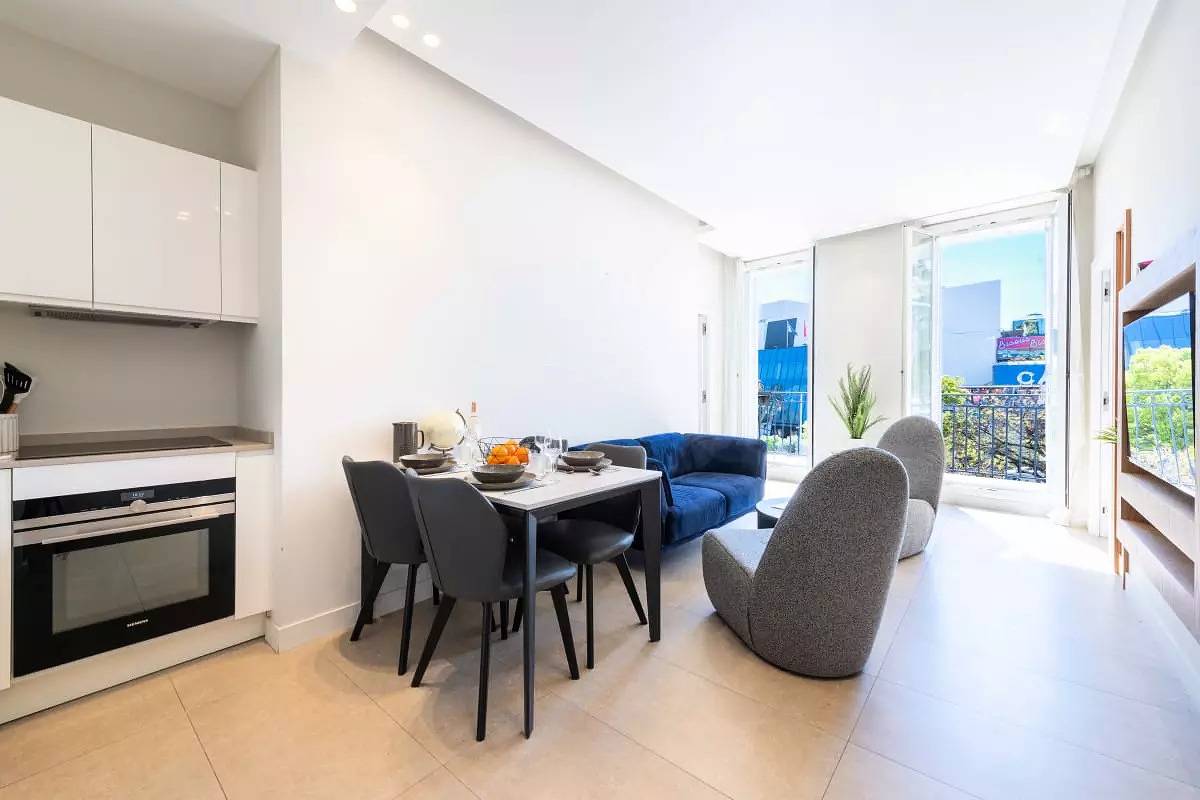 Appartement entier, 3P Face Palais des Congrès - Centre Cannes in Cannes, Côte méditerranéenne (France)