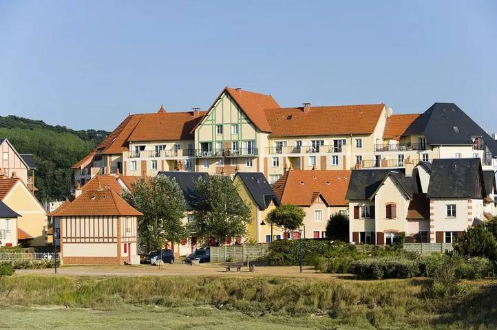 Villa pour 6 personnes, avec piscine et terrasse en Normandie - 2