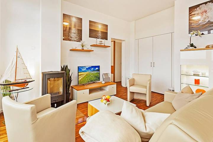 Ferienwohnung für 4 Personen, mit Balkon/Terrasse und Terrasse sowie Ausblick in Binz - 3