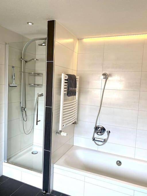 Ferienwohnung für 4 Personen, mit Balkon und Ausblick in Bad Ditzenbach - 2
