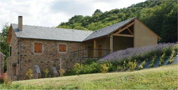 Gîte pour 4 personnes, avec jardin et terrasse à Najac - 2