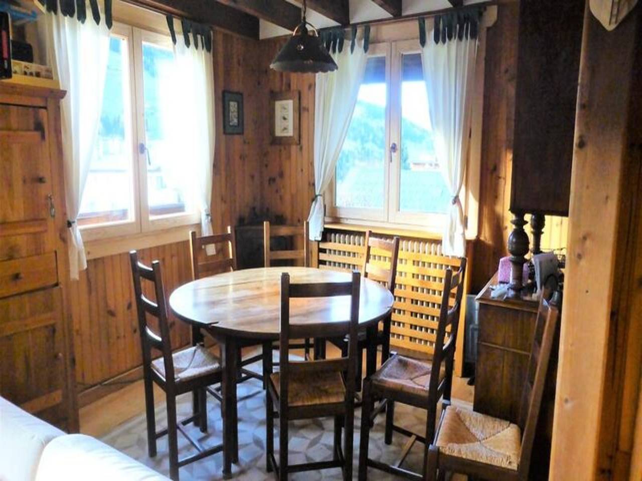 Ganze Wohnung, Chalet in den Alpen mit atemberaubendem Bergblick in Arêches, Beaufort (Rhône-Alpes)