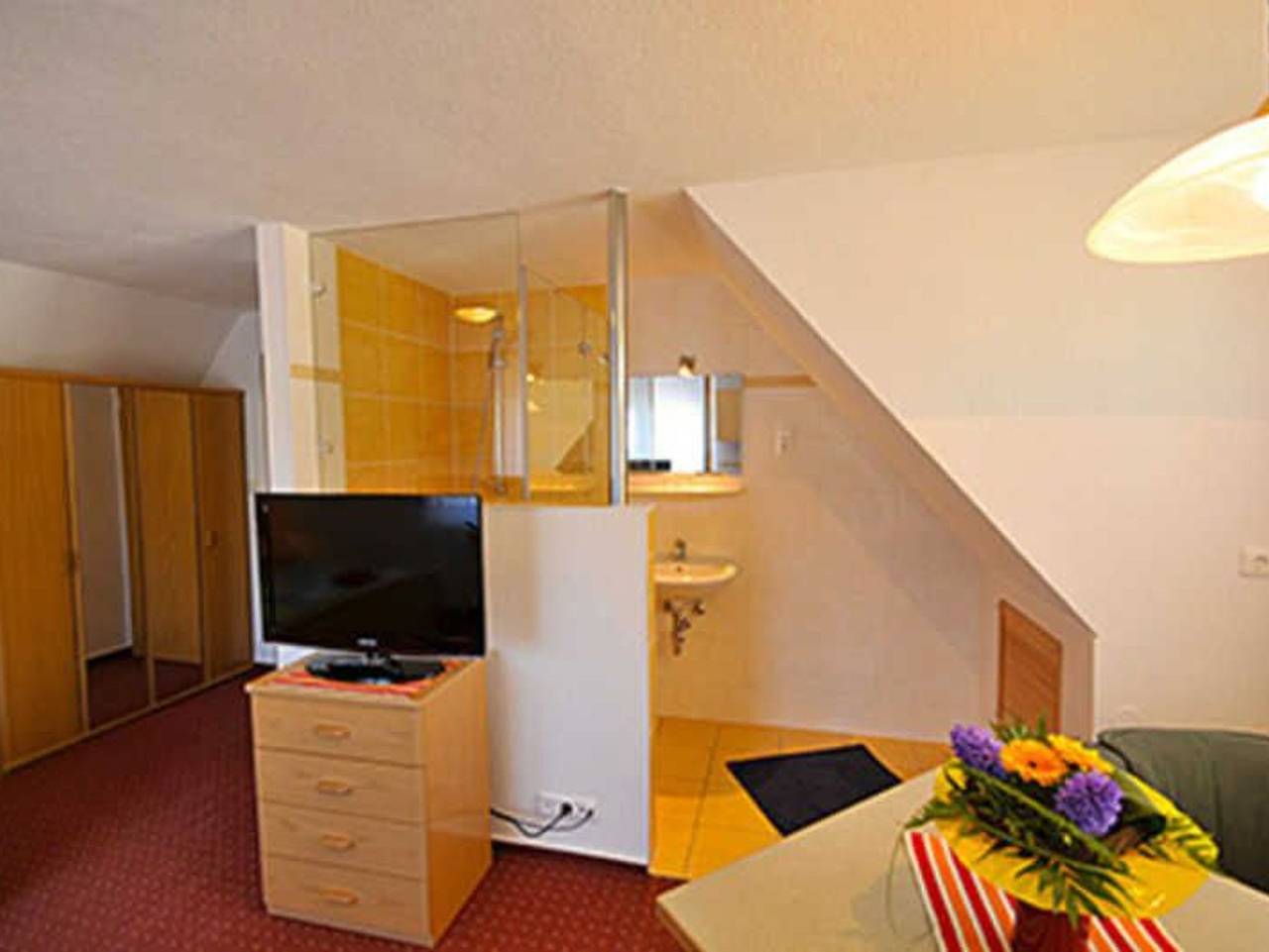 Ganze Ferienwohnung, Binz - Feriendomizil zum Strandkorb / Asm - Appartement 3 in Ostseebad Binz, Binz