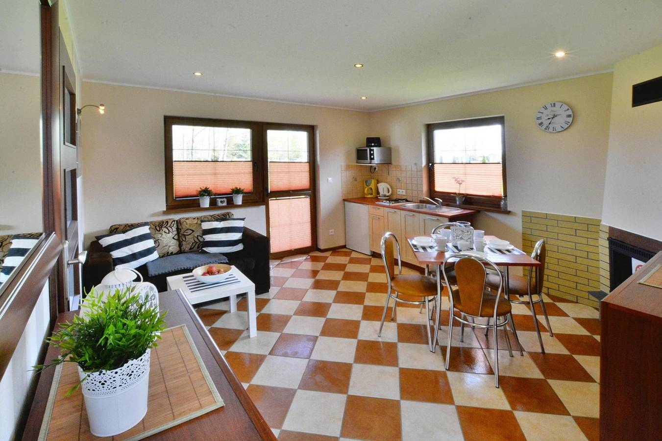 Ferienhäuser in Seenähe, Minizoo in Powiat Sławieński