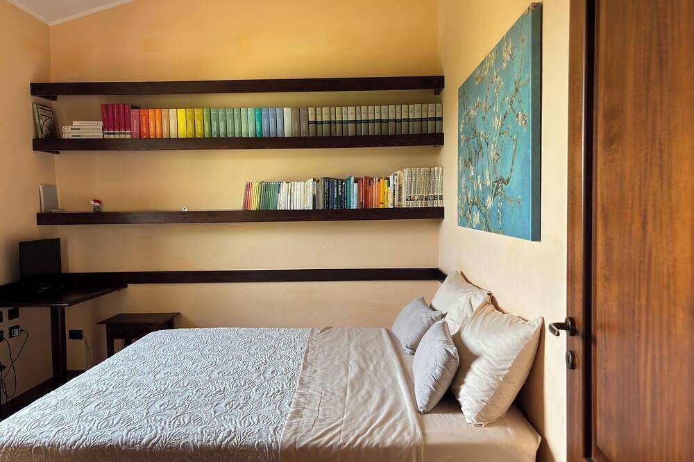 Villa Lucia with infinity pool and garden in an oasis of peace (Wi-Fi) in Fontane Bianche, Cassibile