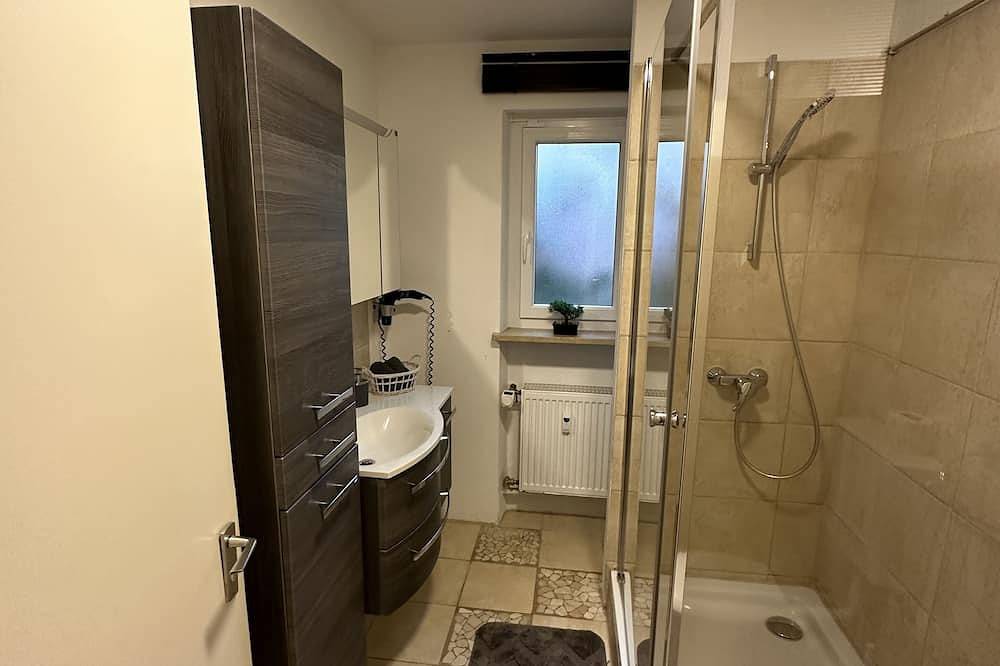 Ammersee Bungalow: Verstecktes Juwel in Seenähe in Utting, Ammersee