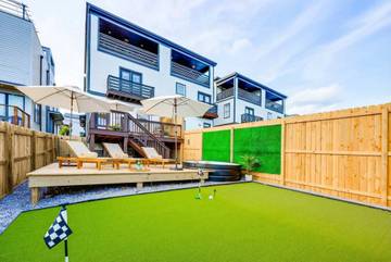 Vacation Home for 12 Guests in Nashville, Tennessee, Picture 1