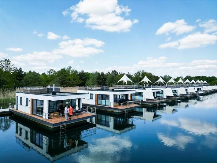 Ferienhaus für 4 Personen, mit Terrasse und Seeblick sowie Ausblick in Vetschau - 2