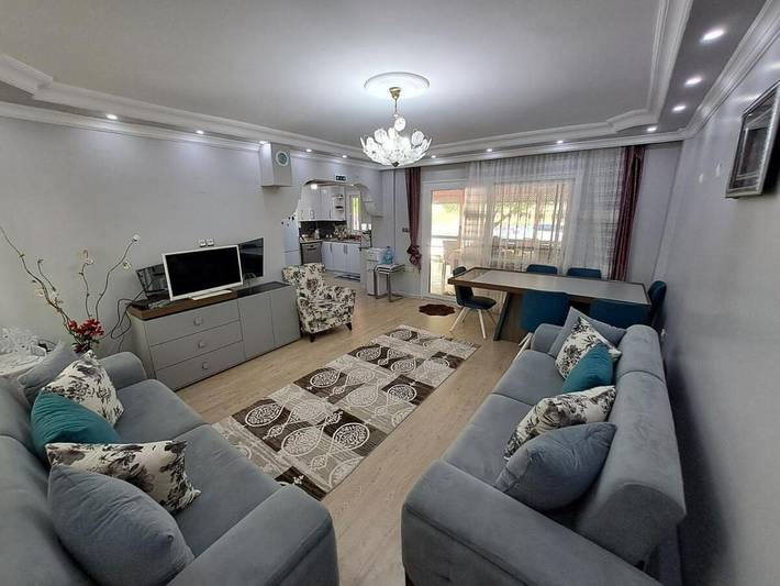 Villa pour 9 personnes, avec vue ainsi que piscine et jardin à Kusadasi