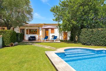 Villa in Pollença, Serra de Tramuntana für 2 