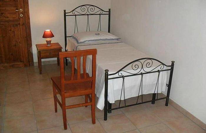 Gîte pour 5 personnes, avec vue ainsi que piscine et jardin à Martano - 2