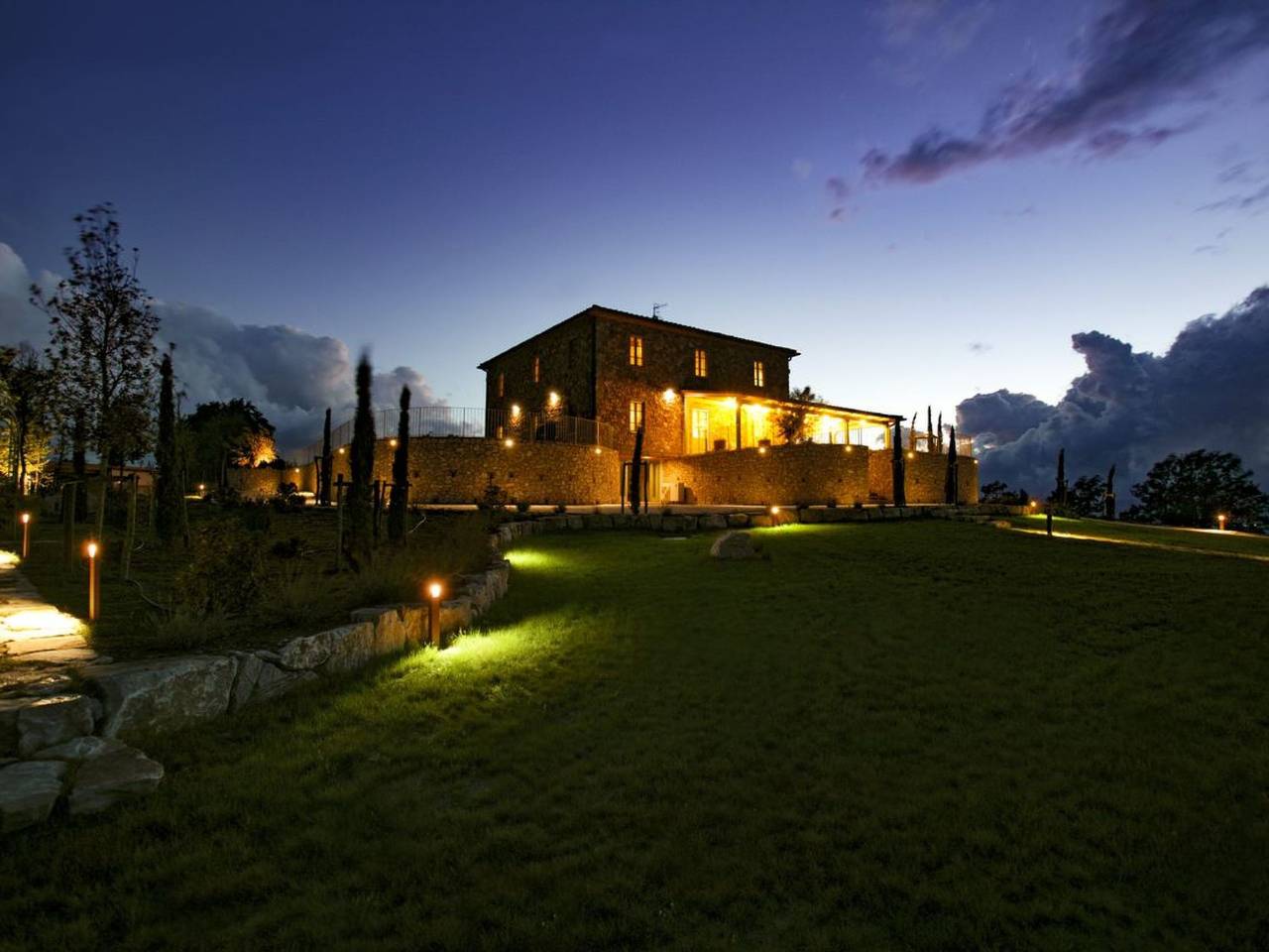 Villa mit Infinity-Pool in Acquapendente, Parco di Monte Peglia e Selva di Meana