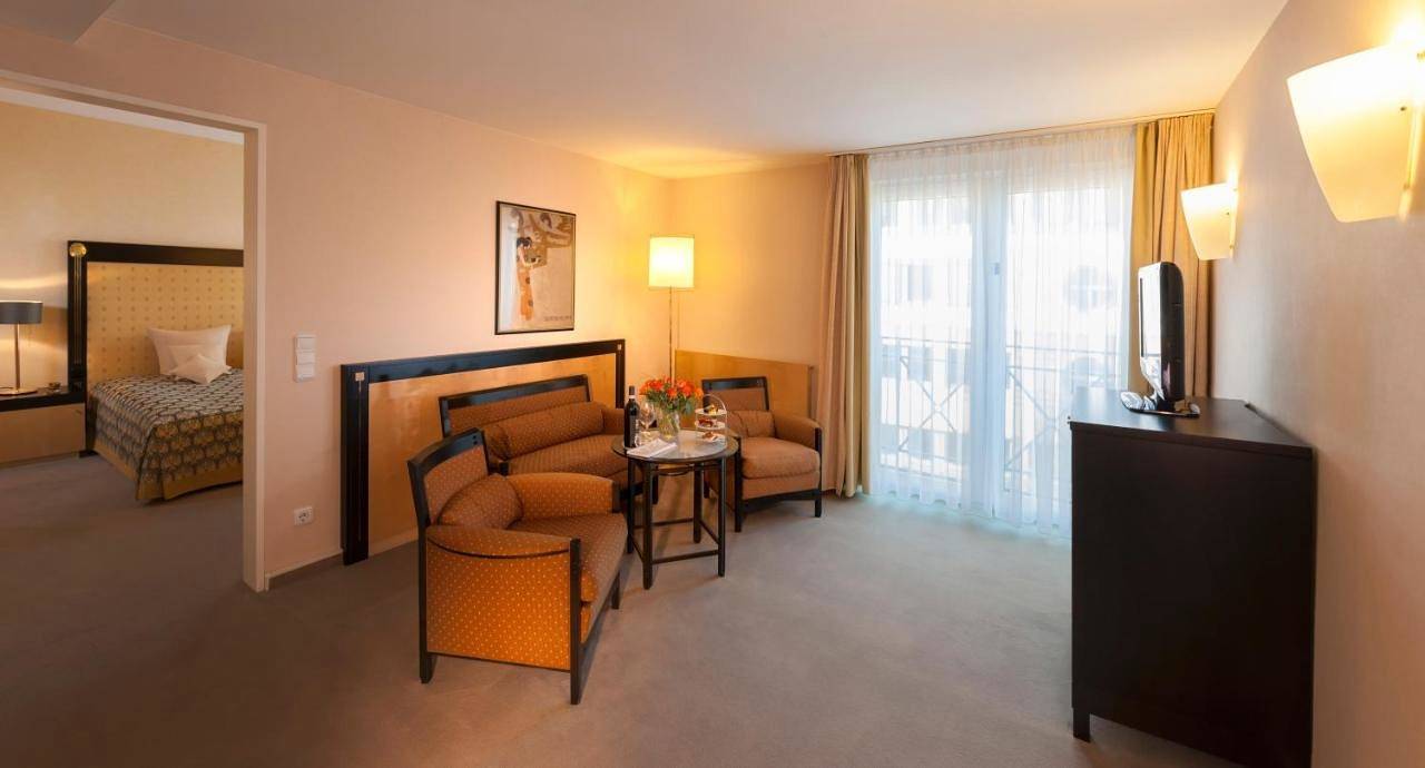 Hotel für 10 Personen mit Whirlpool in Halle, Saale-Unstrut