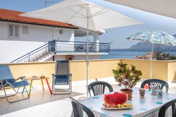 Apartment for 5 People in Trappeto, Palermo Province, Photo 1