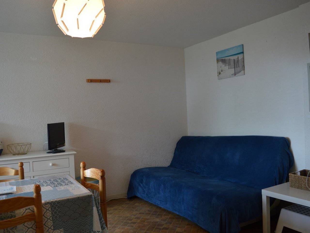 Appartement entier, Appart 2P 4 Pers avec Clim, Parking, à 200m de la plage in Saint-Cyprien-Plage, Saint-Cyprien