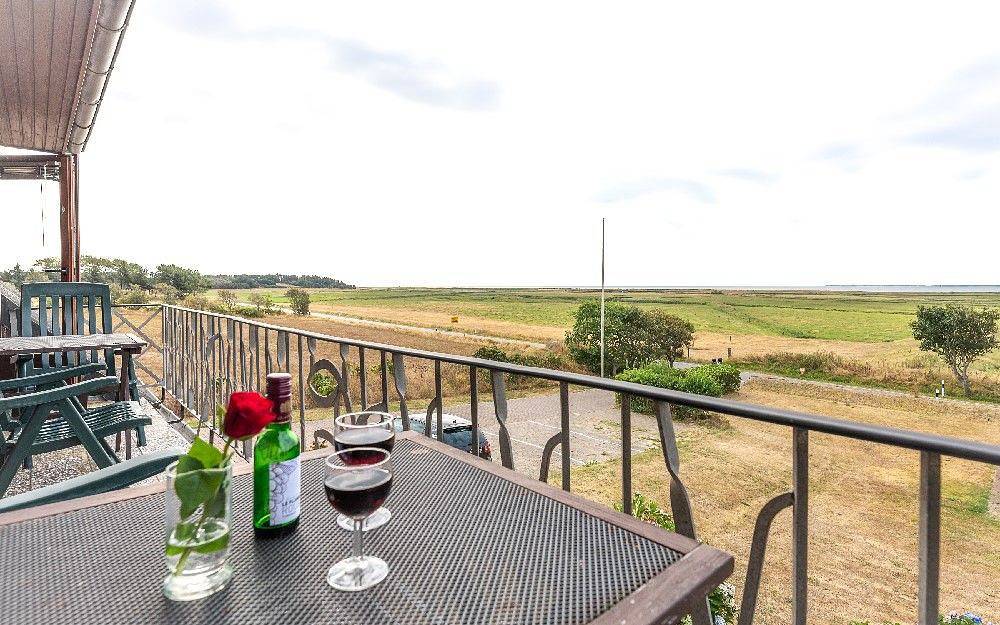 Ganze Wohnung, "Ferienwohnung mit Meerblick: Ihr Rückzugsort an der Küste!" in Utersum, Föhr