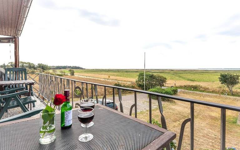 Ganze Wohnung, "Ferienwohnung mit Meerblick: Ihr Rückzugsort an der Küste!" in Nordfriesische Inseln (Schleswig-Holstein) (Schleswig-Holstein), Utersum
