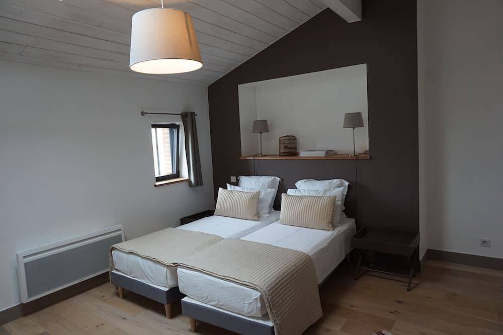 Apartamento entero, Authenticité, Calme et Espace à Proximité D'airbus et du Meett, 114 m2 , Jardin in Beauzelle, Alto Garona