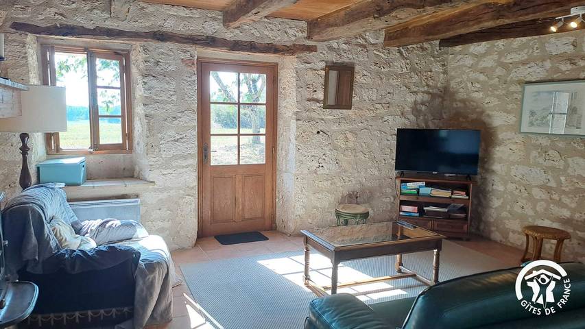 Gîte pour 7 personnes, avec terrasse, animaux acceptés à Mouzieys-Panens - 3