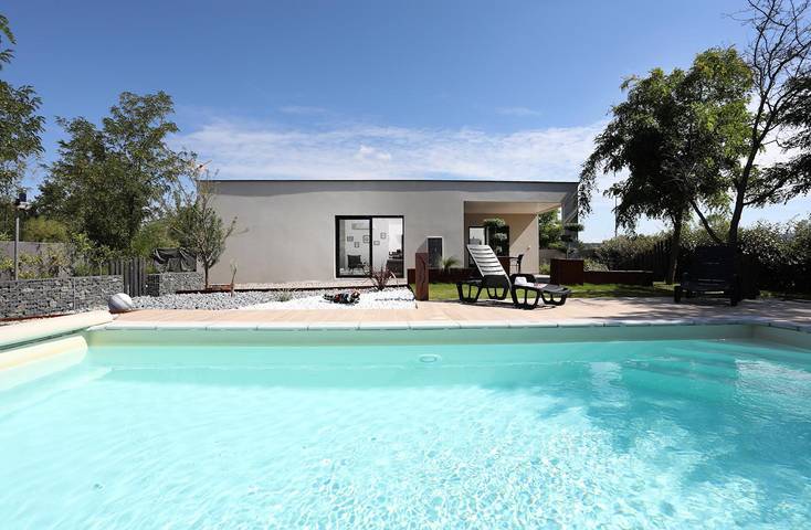 Villa pour 4 personnes, avec jardin ainsi que piscine et terrasse - 1