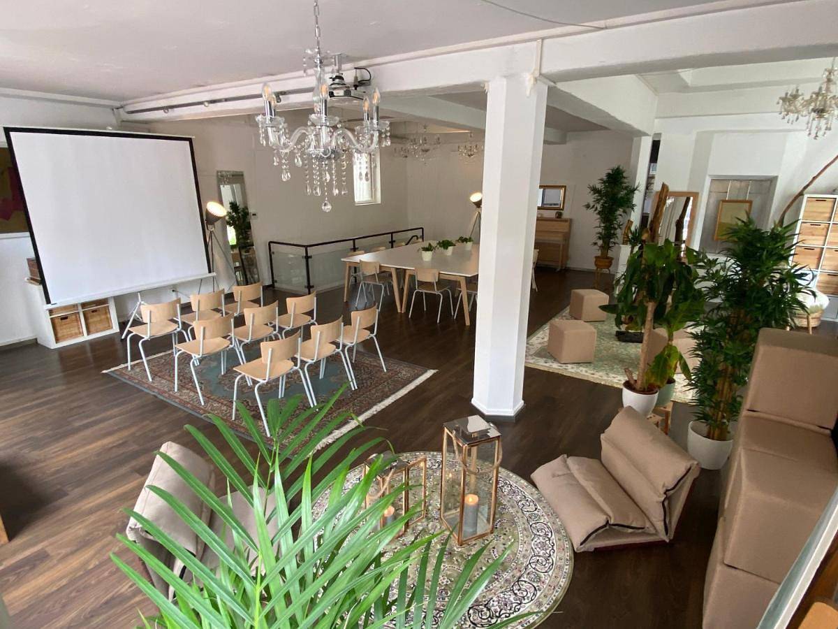 Superschönes Studio Lunca 220qm in Stuttgart West in Stuttgart, Region Stuttgart