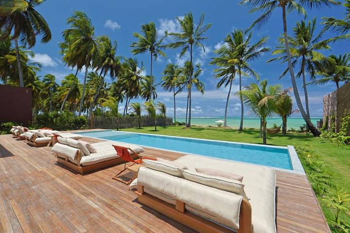 Pousadas para 2 pessoas, com piscina e jacuzzi e ainda jardim em Porto de Pedras