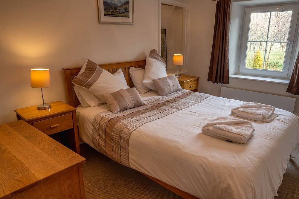 The Old Cop Shop -  2-Bed cottage with log-burner, walking distance to boats and the Lake in Patterdale, Lake District