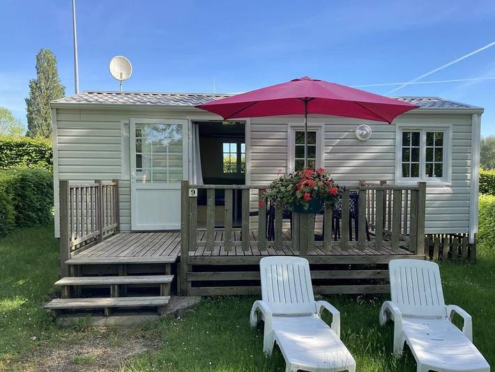 Mobil home pour 4 personnes, avec bassin pour enfant, animaux acceptés dans la Sarthe - 2