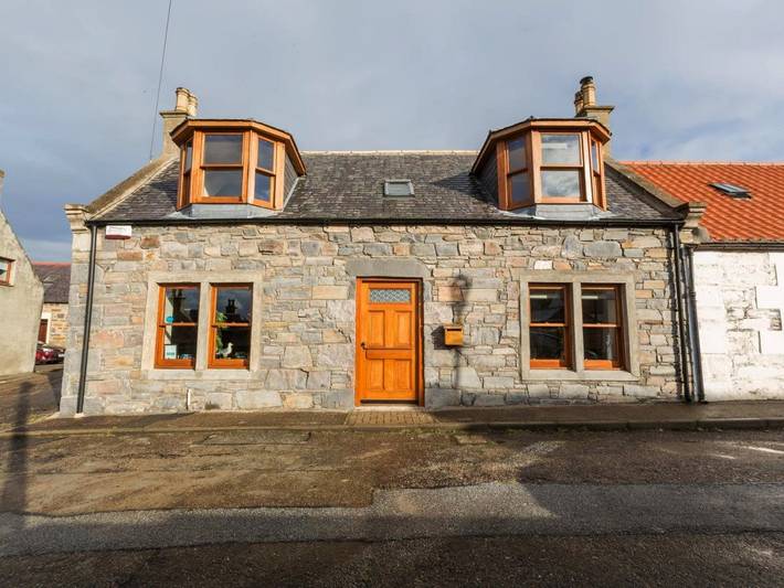 Holiday rental for 6 people, with Terrace and Garden as well as View in Cullen