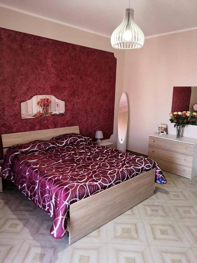 Appartamento per 4 persone, con Balcone e Terrazza nonché Giardino e Panorama a Collesano