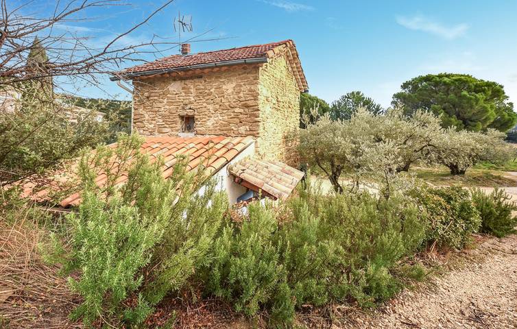 Location de vacances pour 2 personnes, avec piscine ainsi que terrasse et jardin à Beaumes-de-Venise - 3