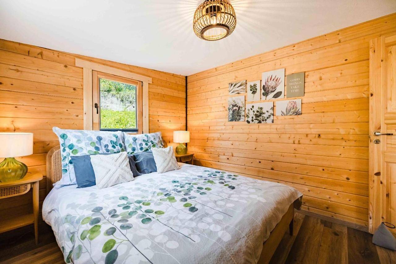 Ganze Wohnung, Chalet Oz Vitznau with Lake Lucerne Views in Vitznau, Vierwaldstättersee