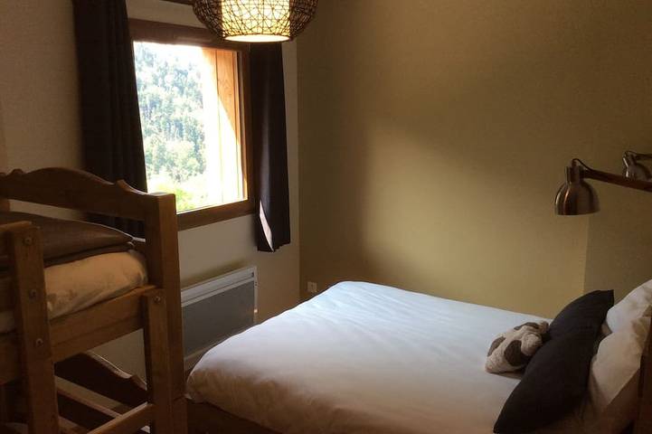 Gîte pour 6 personnes, avec terrasse à Oz - 4