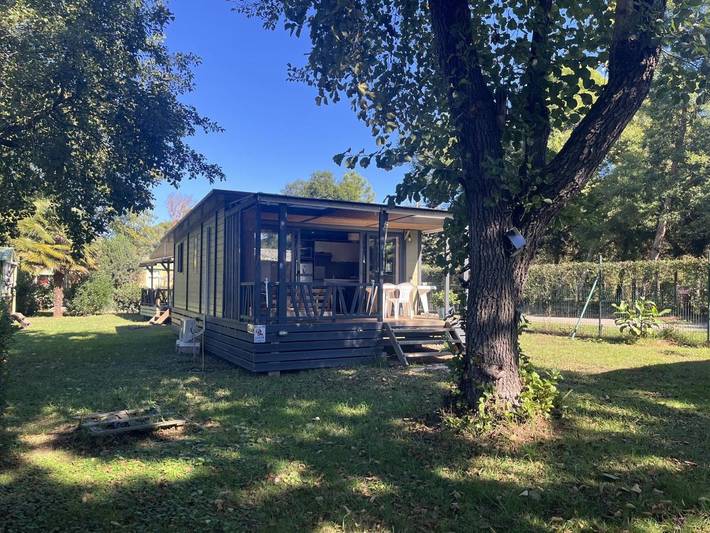 Camping pour 5 personnes, avec Terrasse