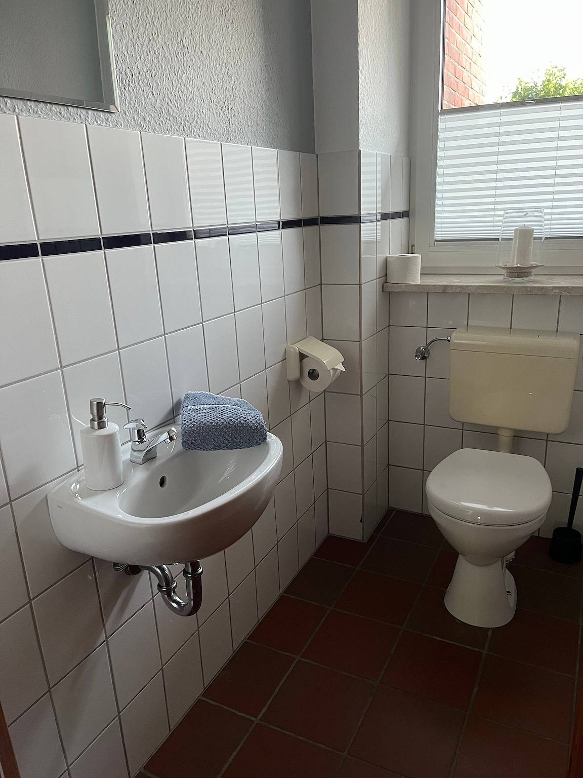 Ganze Wohnung,  'Ferienhof Anke Thiede' mit Privatterrasse, Gemeinschaftsgarten und Wi-Fi in Lehe, Halbinsel Eiderstedt