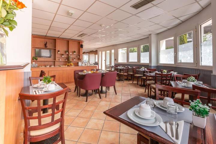 Hôtel pour 2 personnes, avec vue à Eaubonne - 4