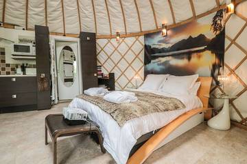 Glamping for 2 People in Beckford, The Cotswolds, Photo 1