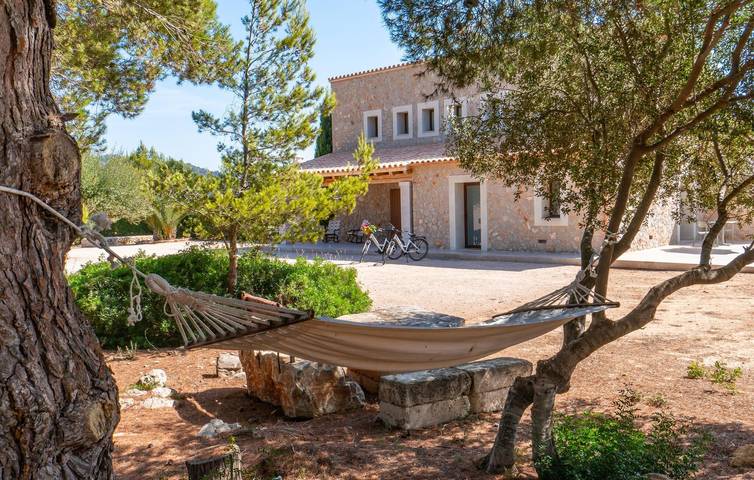 Apartamento con vistas al mar, piscina y terraza, a 2 km de la playa de Cala Millor in Son Servera, Mallorca Este