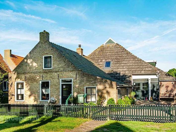 Vakantiehuis voor 45 personen op Ameland