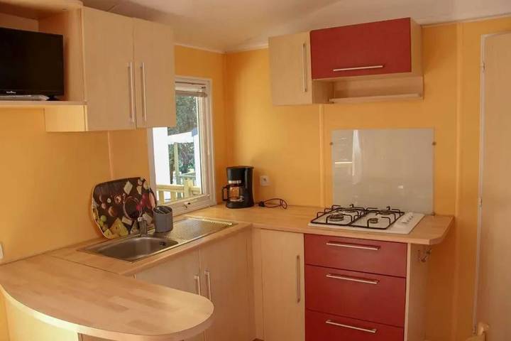 Location de vacances pour 6 personnes, avec piscine et terrasse à Angles - 3