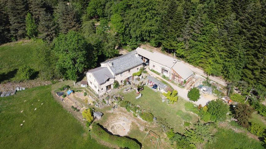 Chambre d’hôte pour 2 personnes, avec jardin en Haute-Loire - 2