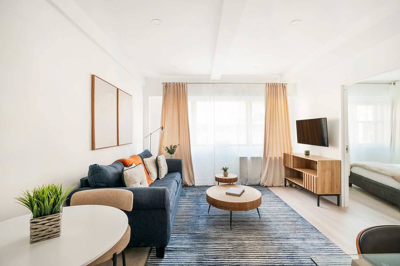 Entire apartment, 809-2A Gorgeous 1Br New W D Modern Best Location in Manhattan, New York City